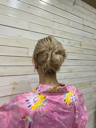 ヘアアレンジ らいむ/レイヤー/ /イヤリングカラーのヘアスタイル