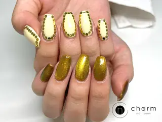 ネイル ネイルルーム チャームのネイルデザイン