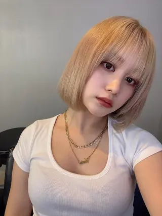 ショート カラー ヘアアレンジ 韓国風×透明感カラー 髪質改善オタベシンヤのヘアスタイル