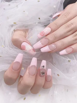 ネイル ジョリ kasumi🌹💅のネイルデザイン
