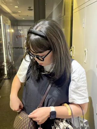 カラー 喜友名 ウララのヘアスタイル