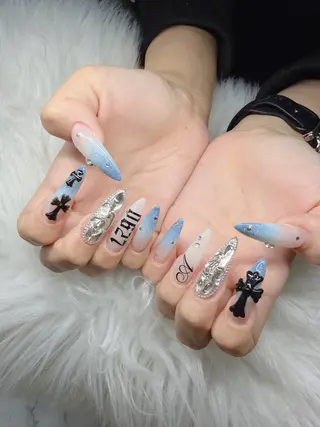 ネイル Lee Nailsのネイルデザイン