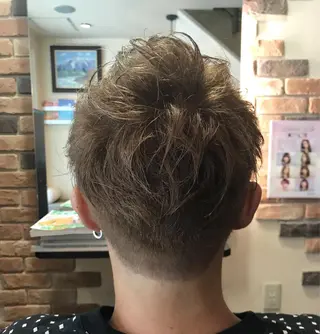 カラー メンズ Parfait 山本のヘアスタイル