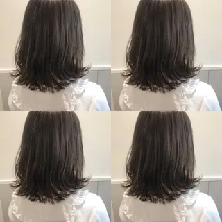 ミディアム カラー 小栗 麻衣のヘアスタイル