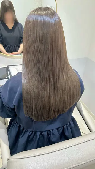 ロング カラー Eleanor枚方店 店長　飛鳥　薫のヘアスタイル