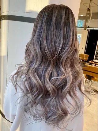 ロング カラー welring hair salonのヘアスタイル