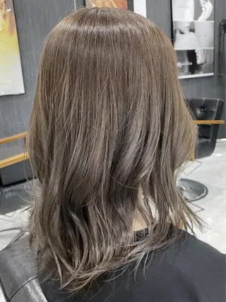 ミディアム 透明感カラー🕊️✨ Mayu🦮🩶のヘアスタイル
