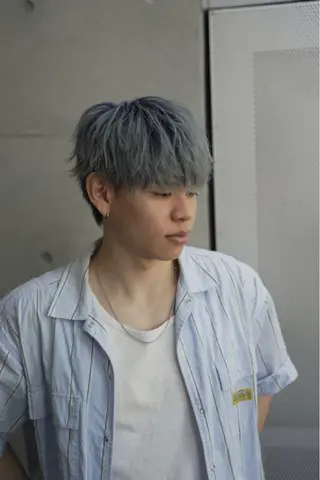 ショート カラー スパイキーショート パーマ　具志堅　太志のヘアスタイル