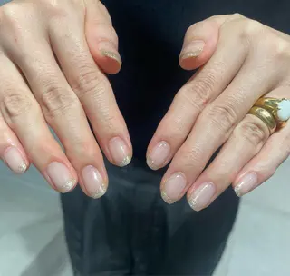 ネイル NOA⌇ para gelのネイルデザイン