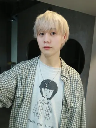 ショート カラー メンズ ハイトーン/メンズ/ デザイン/梅田/ミユのヘアスタイル