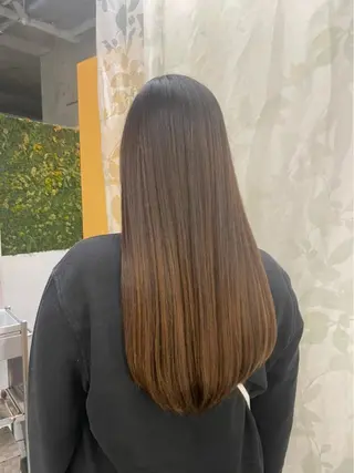 カラー 近藤 佑衣のヘアスタイル