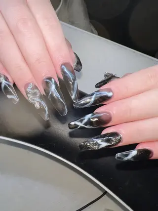 ネイル Lee Nails チップ長さだし専門店のネイルデザイン