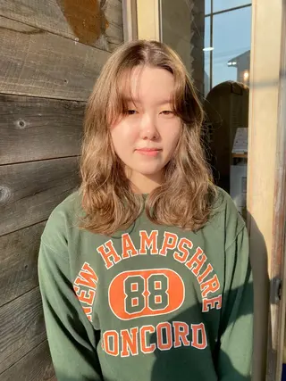 セミロング カラー 竹内 柚子のヘアスタイル