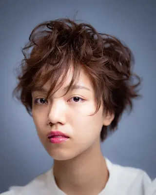 ショート カラー パーマ 松尾 泰伸のヘアスタイル