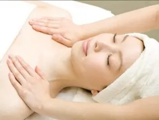 辻 恵理のエステ・リラクイメージ