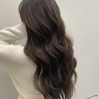 ロング カラー mihoko/ ニュアンスパーマの眉毛・アイブロウイメージ