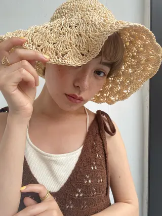 ショート パーマ shiori ﾍﾞｰｼﾞｭｶﾗｰのヘアスタイル