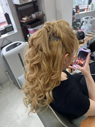 ロング ヘアアレンジ 山室 敬義のヘアスタイル