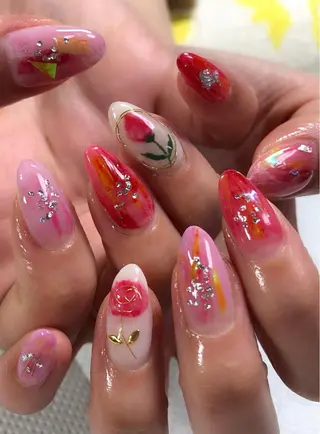 ネイル 中谷 亜佑美のネイルデザイン