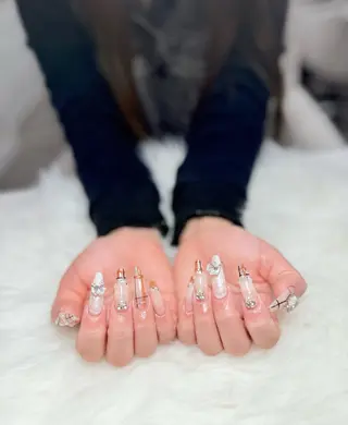 ネイル AURA NAIL🎀💅のネイルデザイン