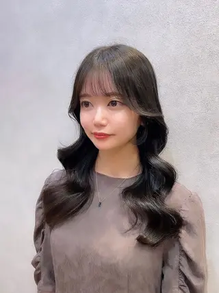 ロング カラー ヘアアレンジ 🩷韓国ヘア/ヨシン モリ🩷Maikaのヘアスタイル