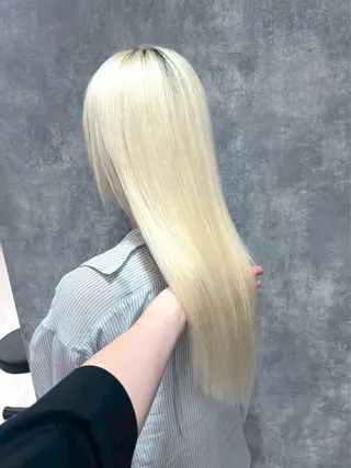 カラー 🦋ハイトーン×ア レンジ💫Leenaのヘアスタイル