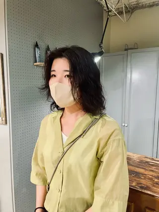 ミディアム パーマ 🤩噂のMr.髪ポジ ティブ®️yu🤩のヘアスタイル