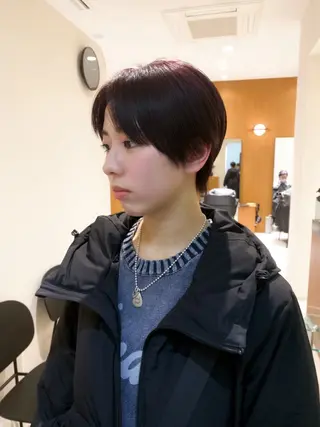 ショート カラー yiye shioriのヘアスタイル