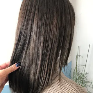 セミロング つばた みゆ🦋のヘアスタイル