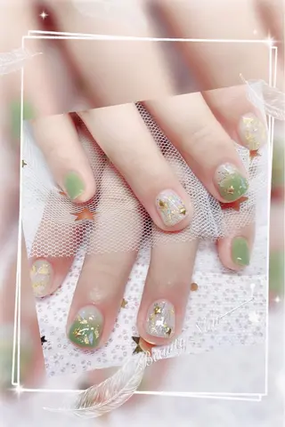 カラー ネイル Moonstone Salonのネイルデザイン