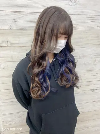 ミディアム カラー ヘアアレンジ LAVENDIA 初音のヘアスタイル