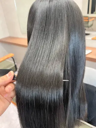 ロング カラー Anthurium 吹田💐のヘアスタイル