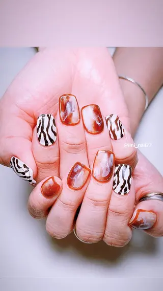 ネイル JINI NAIL所属・ジニ ネイルのネイルデザイン