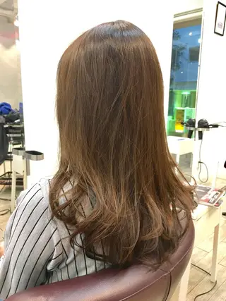 ロング カラー 中村 よしひでのヘアスタイル