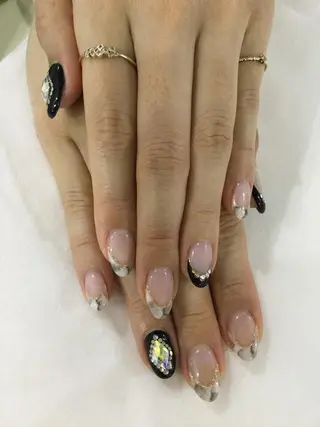 ネイル 💎🐰 saki. m 🐰💎のネイルデザイン