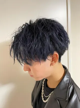 カラー メンズ 𝓜𝓮𝓛𝓲𝓟 冨樫果楠のヘアスタイル