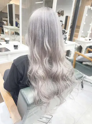 ロング カラー ヘアアレンジ Days 透明感カラーのヘアスタイル