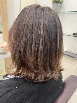 ミディアム 中村 友香🧸 ブリーチ/艶髪カラーのヘアスタイル