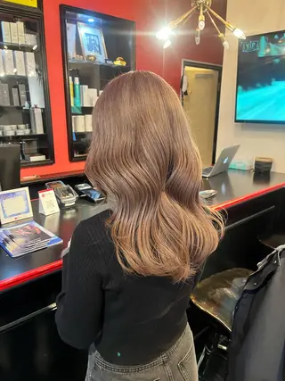 ロング スズキ リコのヘアスタイル