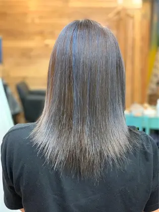 ミディアム ヨッ シーのヘアスタイル