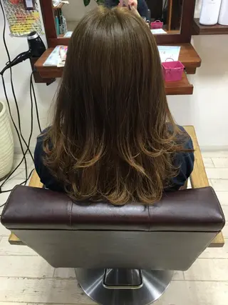 ロング カラー 田中 就のヘアスタイル