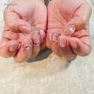 ネイル nijiiro🌈 サトウのネイルデザイン