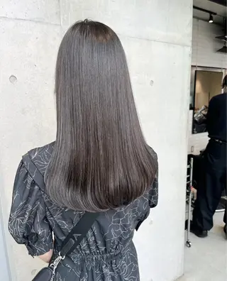 ロング カラー パーマ ヘアアレンジ 透明感/オリーブ/ グレージュ/YUKAのヘアスタイル