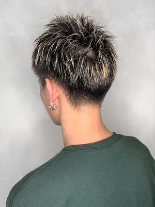カラー メンズ N°【ナンバー】 大分のヘアスタイル