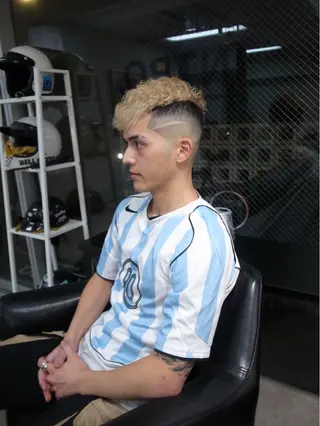 ショート カラー パーマ メンズ 💈メンズフェード 特化DAIYA💈の眉毛・アイブロウイメージ