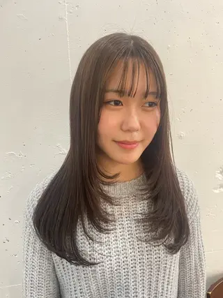 ロング カラー 𝙃𝘼𝙍𝙐🎀 韓国×エクステのヘアスタイル