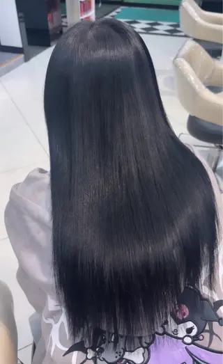 ロング カラー 松永 暖花のヘアスタイル