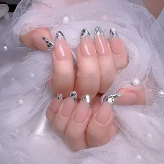 ネイル UMI ネイルサロン新宿🎀のネイルデザイン