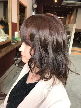 カラー 竹田 夏菜のヘアスタイル