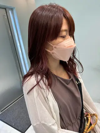 ロング カラー 中川 茜里のヘアスタイル